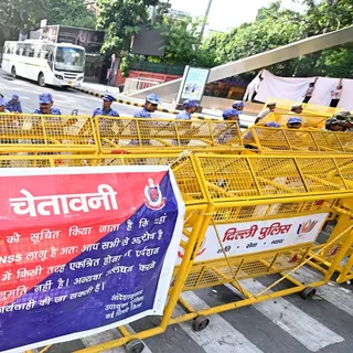 Delhi Under Lockdown as Thousands Are Detained Ahead of Protest Demanding CEC Gyanesh Kumar's Resignation