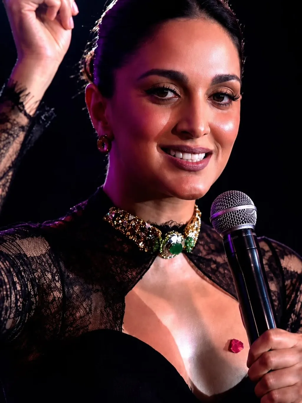 Mic in Hand, Confidence On‑Stage